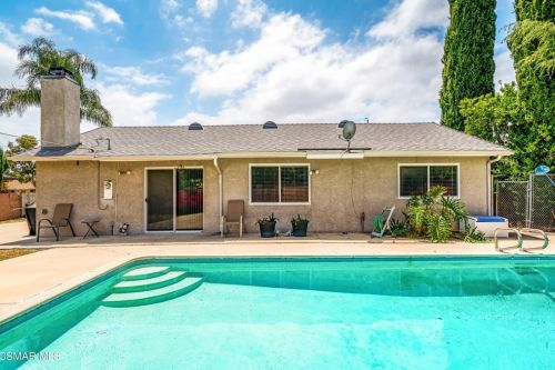 1405 Sorrel St, Simi Valley CA  93065-3338 exterior