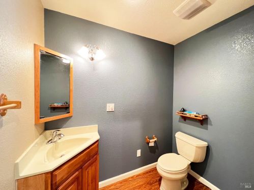 4116 Blackhawk Dr, Willits CA  95490-8777 exterior