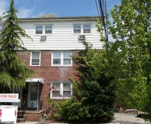 749 Audrey Dr, Rahway, NJ 07065-3739