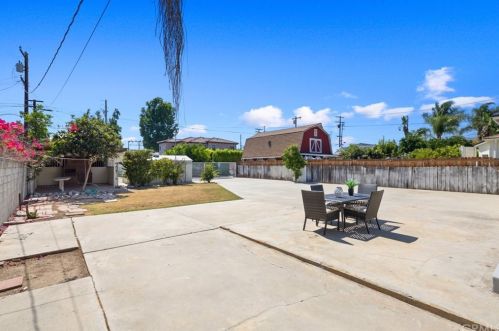 5639 Persimmon Ave, Temple City CA  91780-2807 exterior