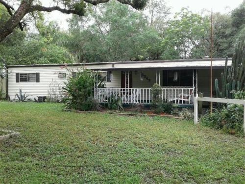 1242 Peach St, Apopka, FL 32703-8211