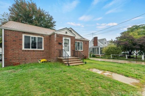 309 Cranbury Rd, East Brunswick, NJ 08816-3045