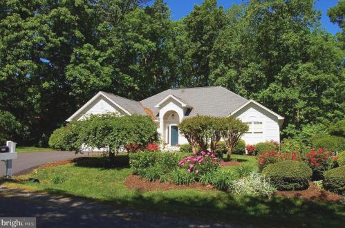 10111 Oat Lands Pl, Fredericksburg, VA 22408-9562