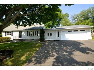 60 Barton Dr, Stratford, CT 06614-1986