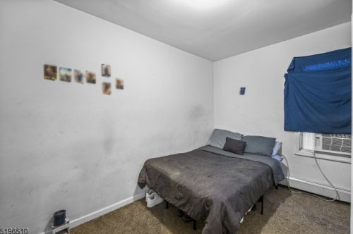 287 Sanford St, East Orange NJ  07018-1018 exterior