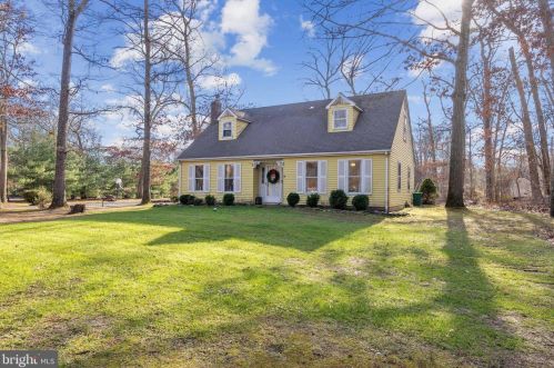 346 Jacobstown Cookstown Rd, North Hanover, NJ 08562-1606