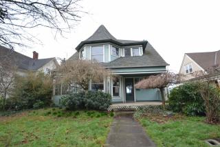 2126 Rucker Ave, Everett, WA 98201-2720