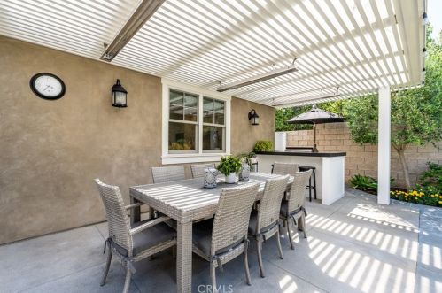5461 Las Lomas St, Long Beach CA  90815-4138 exterior