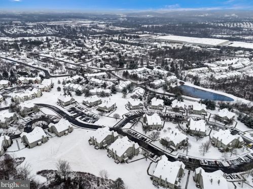 708 Thornhill Dr, Collegeville PA  19426-3955 exterior