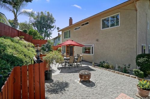 2759 Larkspur Ave, Brea CA  92821-4741 exterior