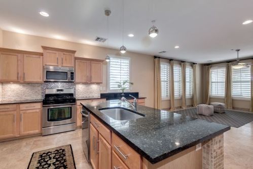 29840 121st Ln, Peoria, AZ 85383-4402