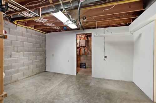 1 Royal Oaks Dr, North Charleroi PA  15022-3329 exterior