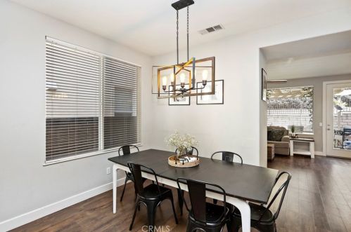 42056 Calabria Dr, Temecula CA  92591-5721 exterior
