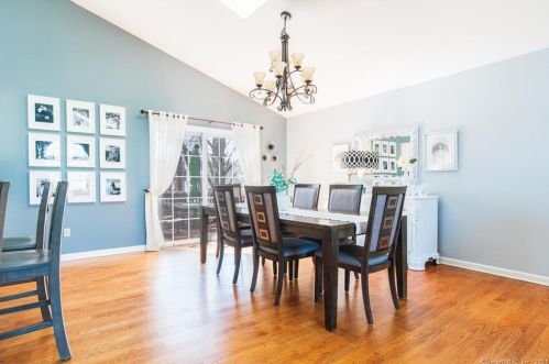 62 William St, Milford CT  06461-3041 exterior