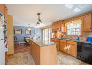 36 Bolton Center Rd, Manchester, CT 06043-7243