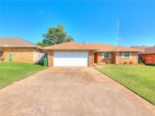 109 Seminole Ln, Yukon, OK 73099-5732