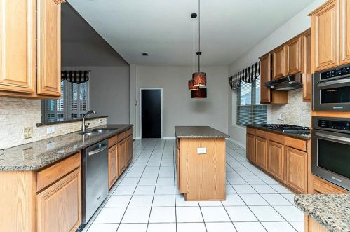 807 Carolyn Ln, Allen TX 75002-3632 exterior