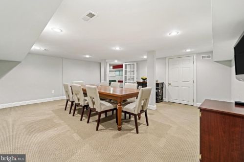 213 Loudoun St, Leesburg VA exterior