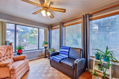 1096 Cambridge Rd, West Kaysville UT  84037-1305 exterior