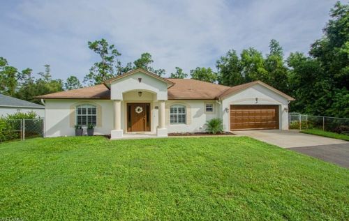 2441 52nd Ave, Naples, FL 34120-7502