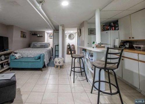 57 Malcolm Ave, Outwater NJ  07026-1523 exterior