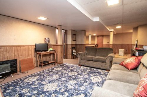 2084 Wintergreen Ct, Green Bay WI  54304-1946 exterior