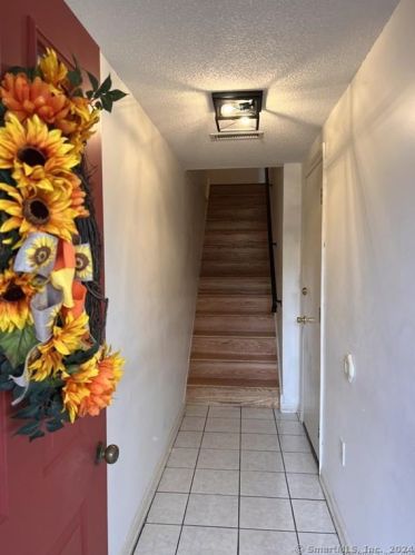 1561 Main St, Meriden, CT 06450-4874