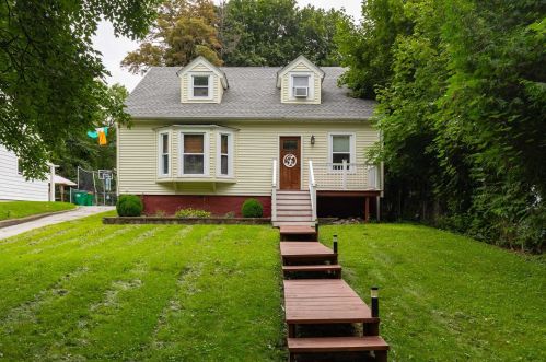 4 Kilmer Ave, Poughkeepsie, NY 12601-1022