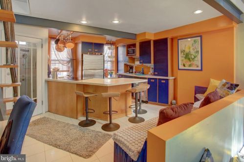 405 Boas St, Harrisburg PA 17102-1707 exterior