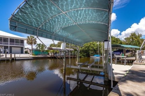 2355 Lemon St, Saint James City FL  33956-2082 exterior