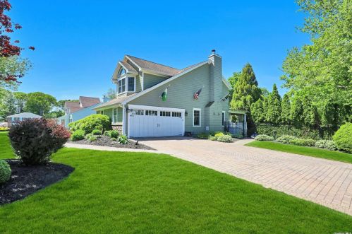 16 Durham Pl, Lake Grove, NY 11755-2853