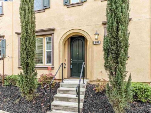 3142 Vittoria Loop, Pleasanton, CA 94568