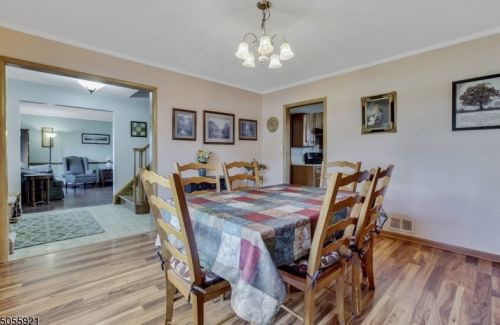 4 Graydon Pl, Roxbury Township NJ  07836-9314 exterior