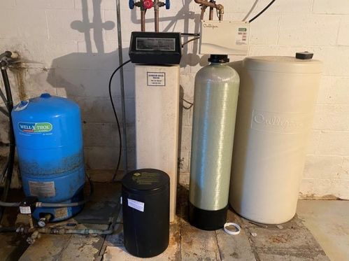 4296 Seneca Rd, Hermitage PA  16150-9631 exterior