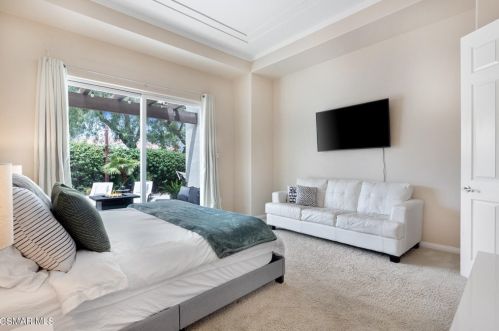 80752 Via Puerta Azul, La Quinta CA  92253-7777 exterior