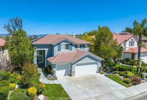 23327 Summerglen Pl, Santa Clarita, CA 91354-1459