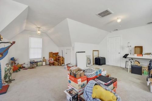 7 Menayas Ct, Washingtonville NY  10992-2032 exterior