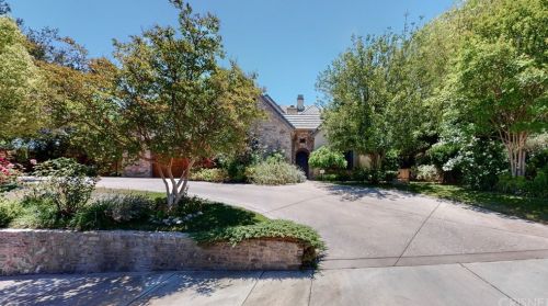 25316 Twin Oaks Pl, Santa Clarita, CA 91381-0773