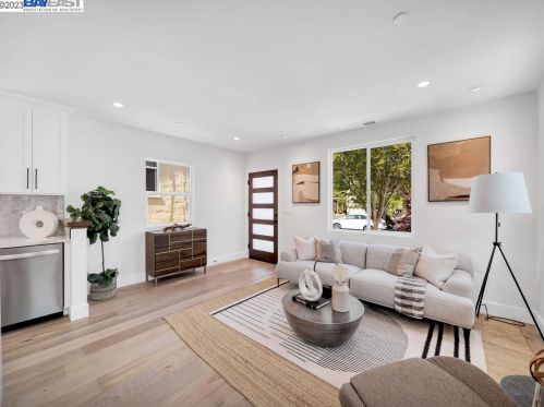 518 Stannage Ave, Berkeley CA  94706-1223 exterior