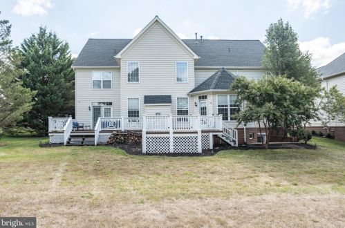 5800 Serengeti Ct, Haymarket VA  20169-3200 exterior