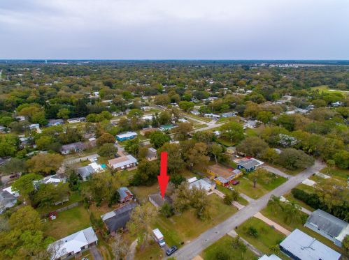 1641 28 Ave, Vero Beach FL 32960-3135 exterior