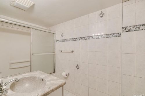 55 Spruce Ave, Bethpage NY  11714-1328 exterior