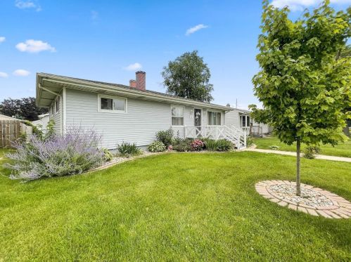 225 Delaware St, Hobart IN  46342-4110 exterior