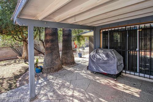 2261 Rainbow Vis Dr, Tucson AZ 85712-2914 exterior