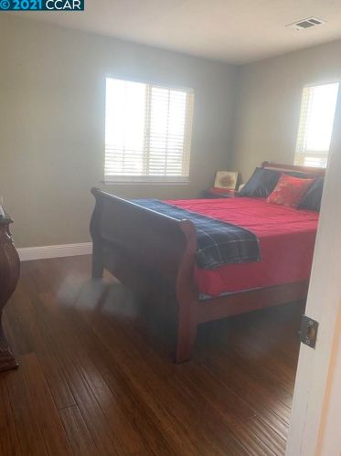 1771 Clos Duvall Ct, Benicia CA  94510-2327 exterior