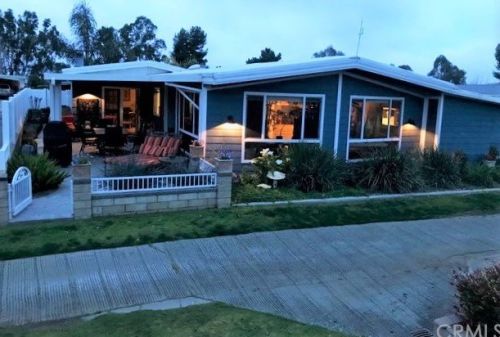 10460 Frontier Trl, Beaumont CA  92223-5423 exterior