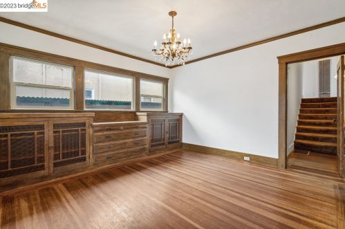 2615 67th Ave, Oakland, CA 94605-2333