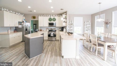 451 Hughs Rd, Charles Town WV  25414-5554 exterior