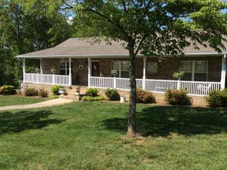3241 Best Rd, Maryville, TN 37803-2648