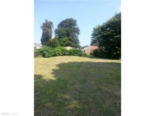 1410 Lindsay Ave, Portsmouth, VA 23704-6918